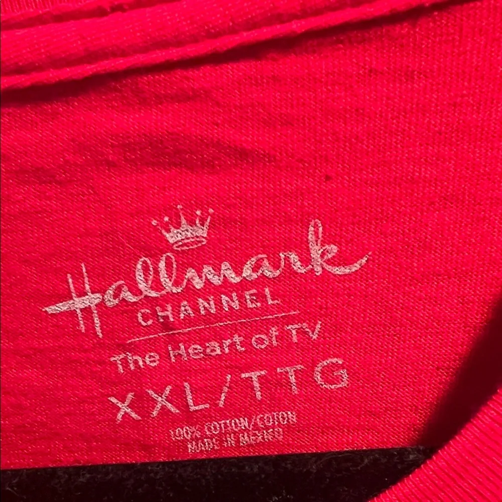 Vintage Hallmark T-Shirt - Picture 2 of 4